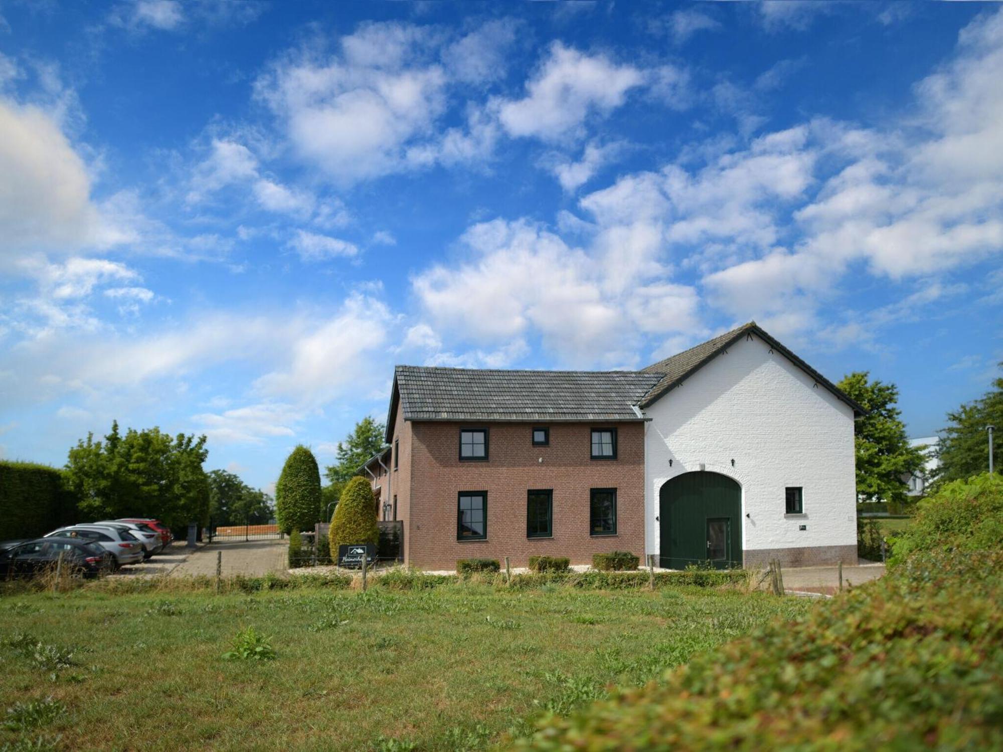 Вілла Attractive Farmhouse In South Limburg With Terrace Klimmen Екстер'єр фото